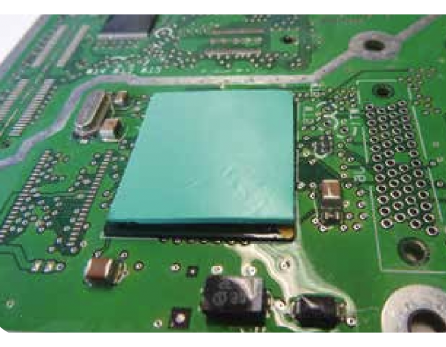 電磁波吸收厚墊片 ▎Kerabsorb 1500 & 2500